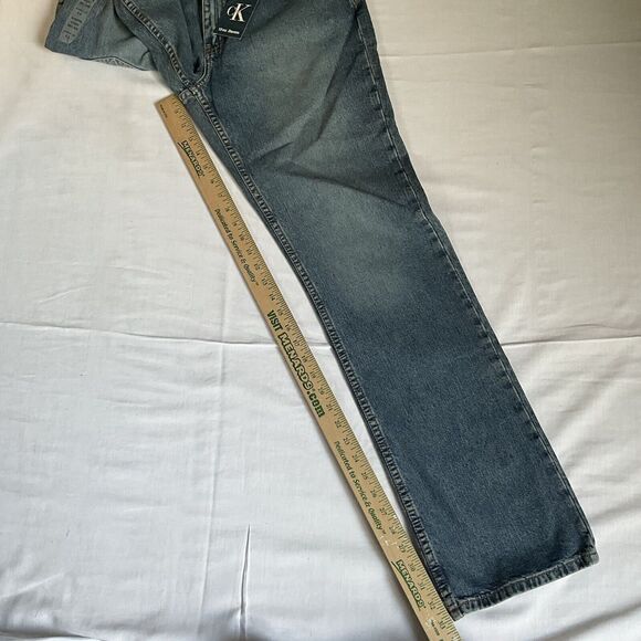Calvin Klein Size 11 Low Rise Boot Cut 12oz Sandblast Denim 33" Inseam - Picture 7 of 9
